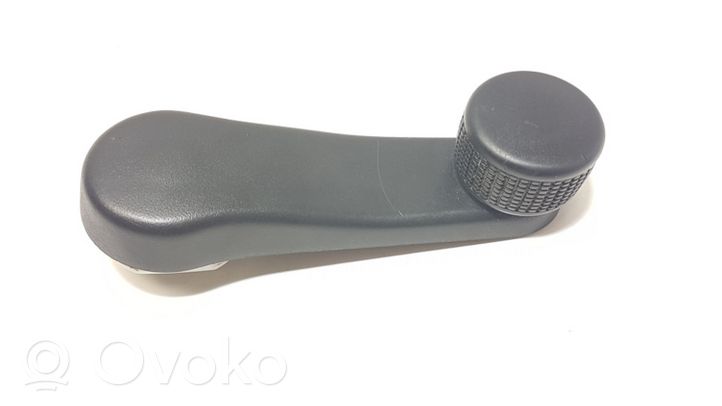 Volkswagen Golf III Front door window winding handle 1H0837581B