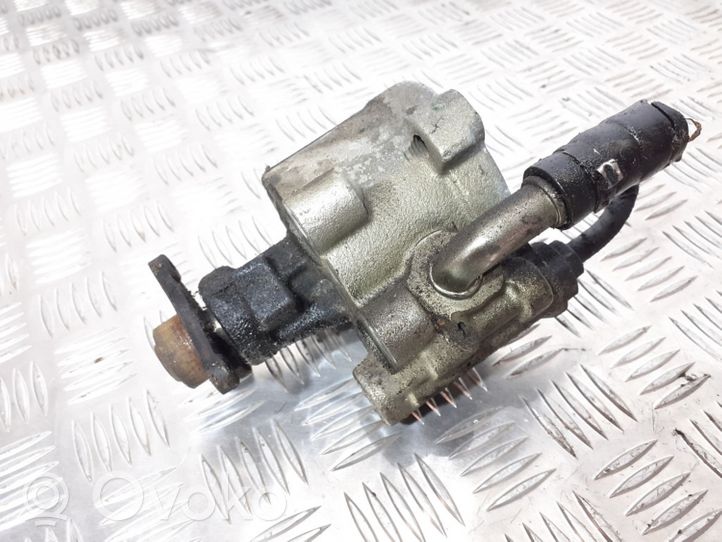 Volvo S40, V40 Pompe de direction assistée 26041434