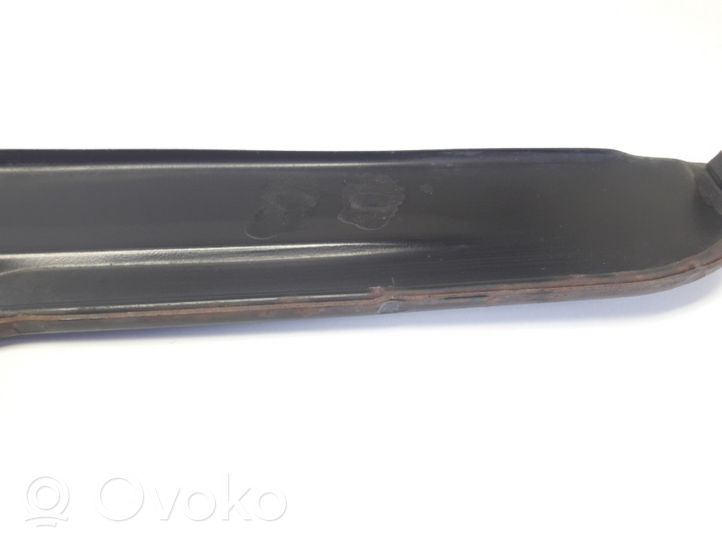 Volkswagen Golf II Air flow deflector 