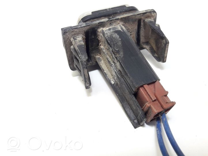 Peugeot 406 Lampa oświetlenia tylnej tablicy rejestracyjnej 9620166580