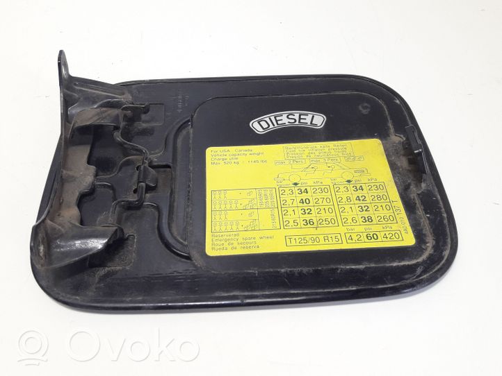 Audi A6 S6 C4 4A Bouchon, volet de trappe de réservoir à carburant 4A0010137T