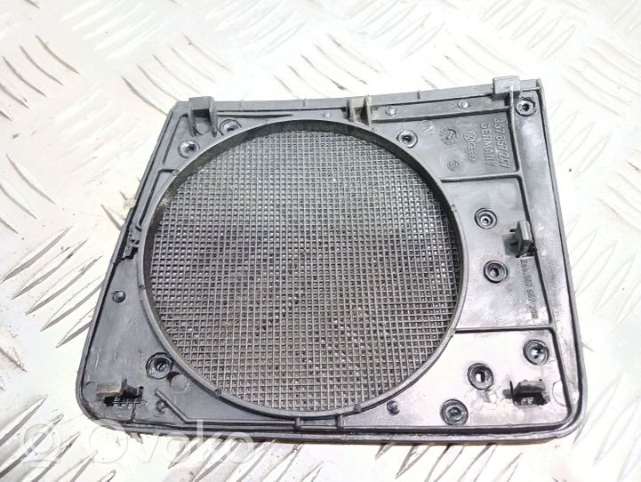 Volkswagen PASSAT B3 Copertura/rivestimento altoparlante laterale 357857209