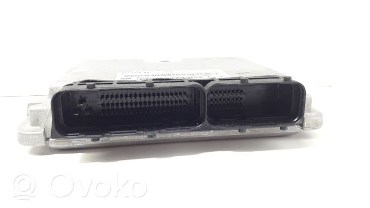 Opel Vectra B Sterownik / Moduł ECU 09136119