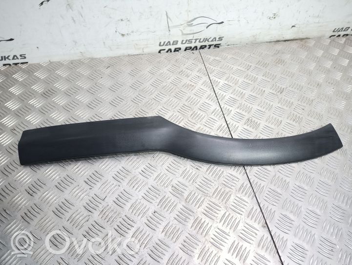 Opel Zafira A Rivestimento modanatura parafango posteriore 024416509