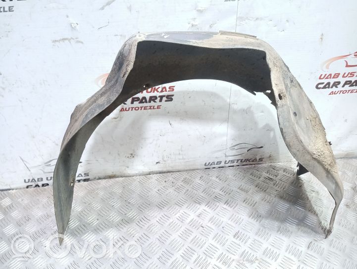 Volkswagen PASSAT B3 Front wheel arch liner splash guards 357809961