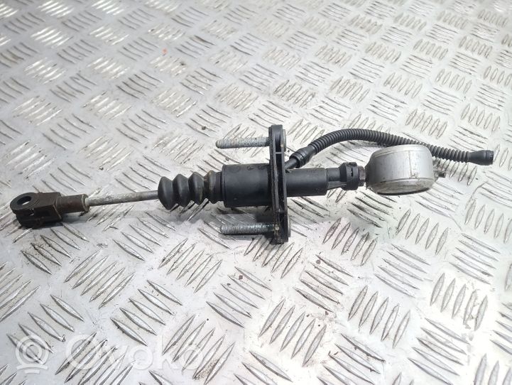 Opel Astra G Clutch slave cylinder 