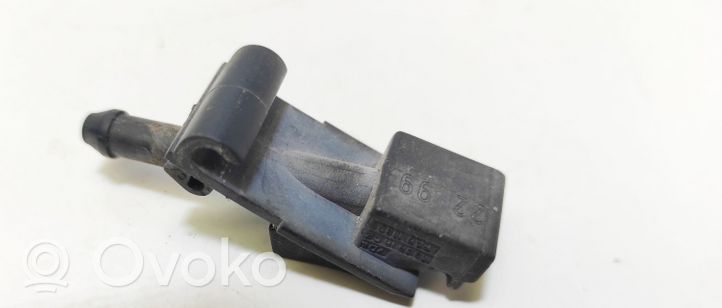 Volkswagen Golf IV Buse de lave-glace 3B0955985C