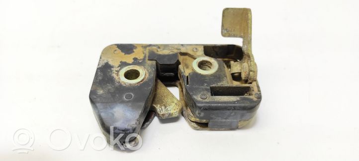 Volkswagen Golf II Tailgate/trunk/boot lock/catch/latch 191827505