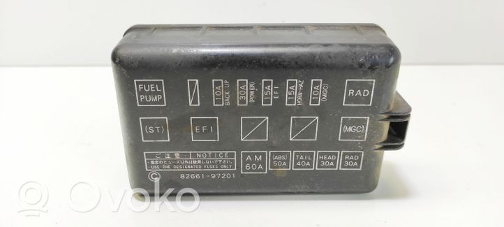 Daihatsu Sirion Coperchio scatola dei fusibili 8266197201