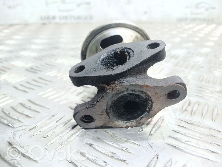 Audi 80 90 S2 B4 EGR-venttiili 028131501E