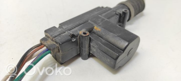 Volkswagen Jetta II Central locking motor 