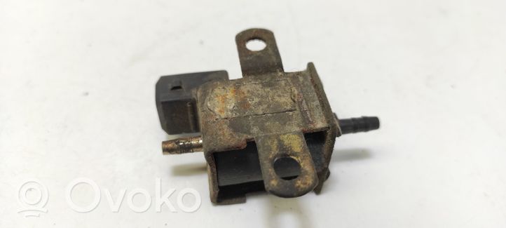 Volkswagen Golf III Electrovanne Soupape de Sûreté / Dépression 