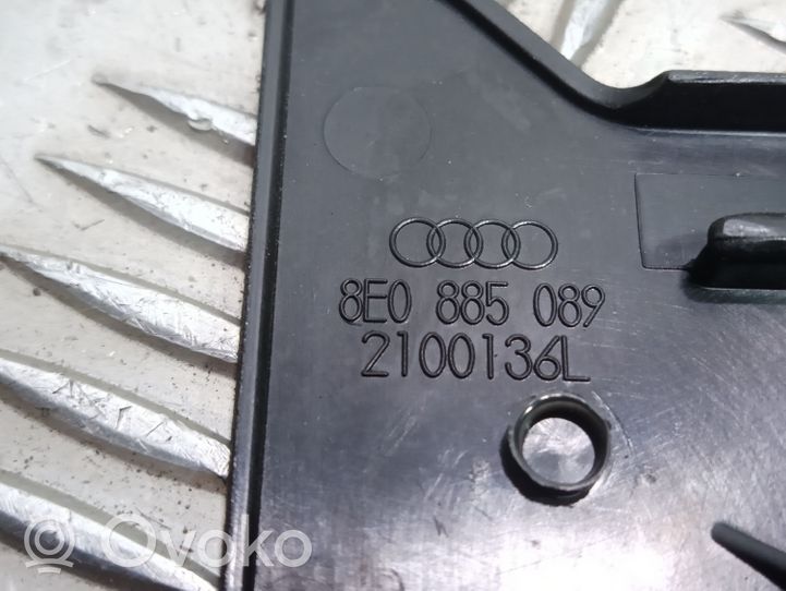 Audi A6 S6 C6 4F Kita salono detalė 8E0885089