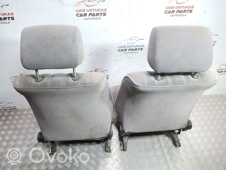 Volkswagen Jetta II Seat set 