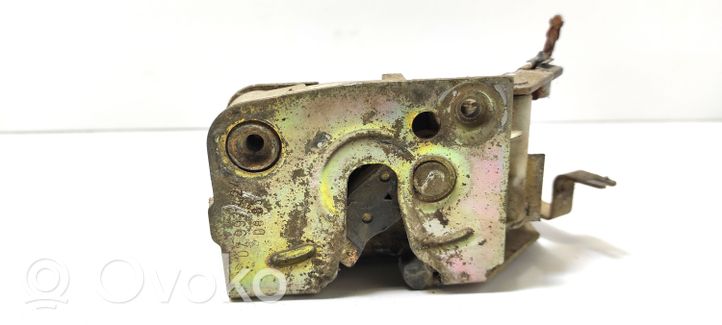 Opel Rekord E2 Rear door lock 