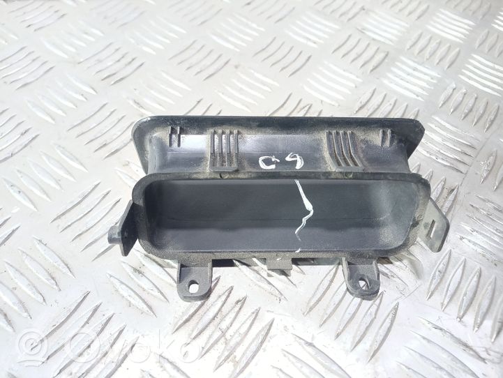 Audi 80 90 B3 Muu takaoven verhoiluelementti 893867371