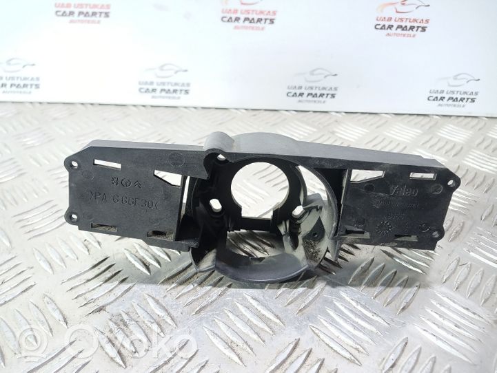 Citroen Xantia Garniture de colonne de volant 9613316980