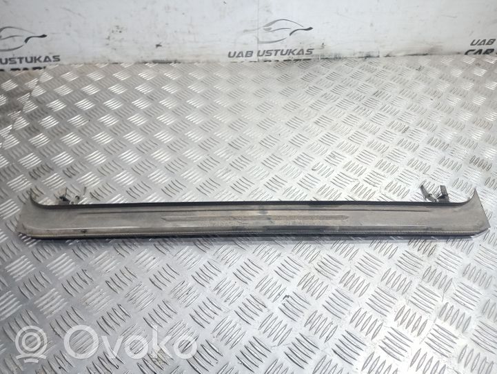 Audi 80 90 B3 Rain gutter 677653643