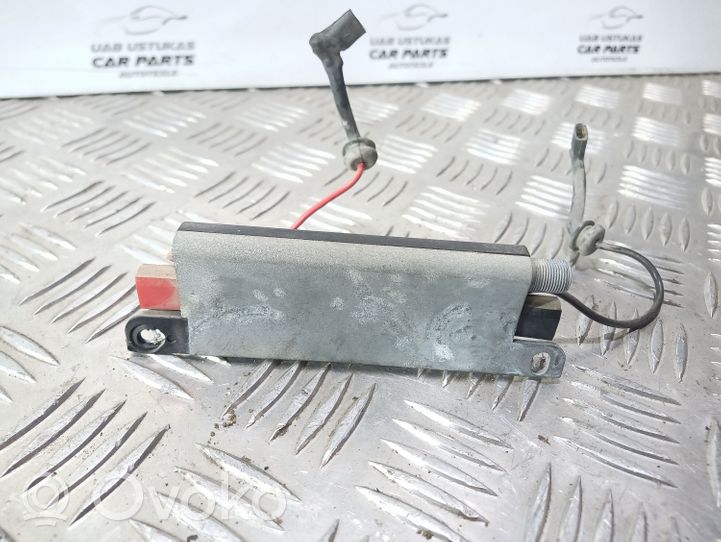 Audi 100 200 5000 C3 Amplificateur d'antenne 443035225A