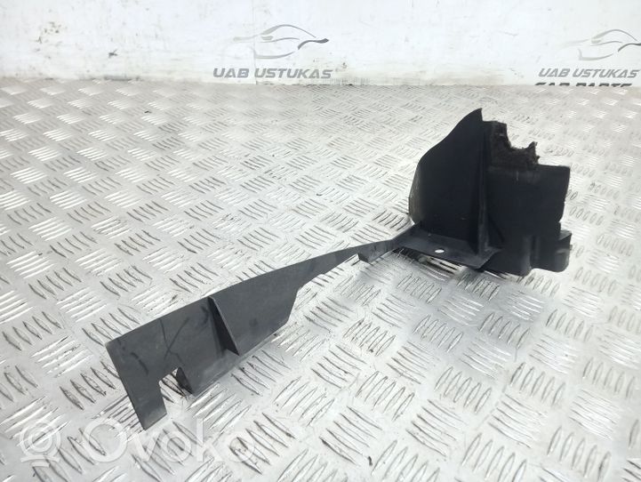 Mazda CX-7 Déflecteur d'air de radiateur de refroidissement EH4456253