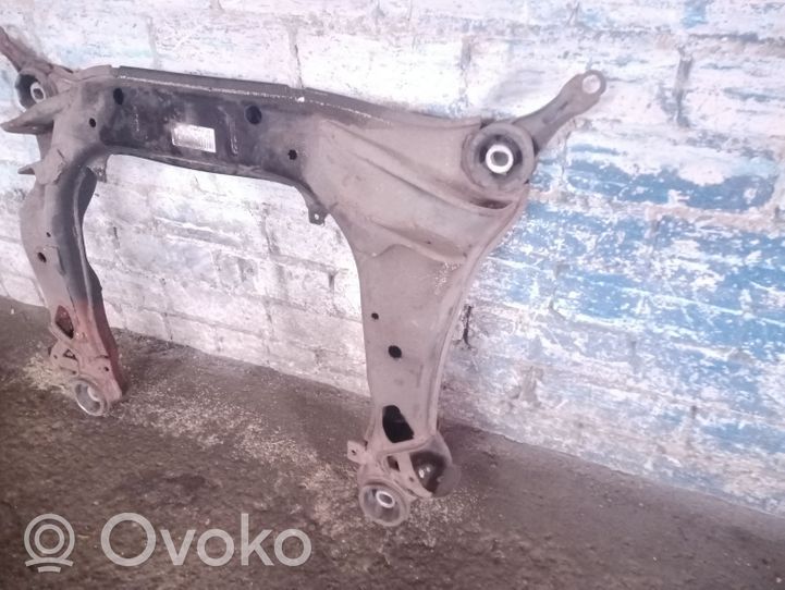 Audi A4 S4 B7 8E 8H Sottotelaio anteriore 8E0399313