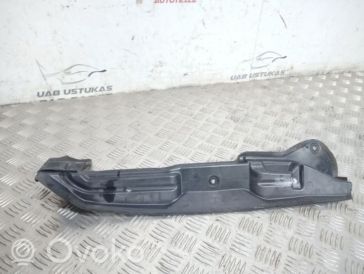 Audi A4 S4 B7 8E 8H Panel wykończeniowy błotnika 8E0821111A