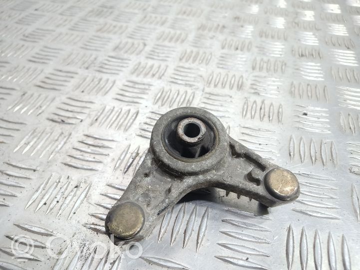 Volvo S70  V70  V70 XC Supporto di montaggio del motore 6842255