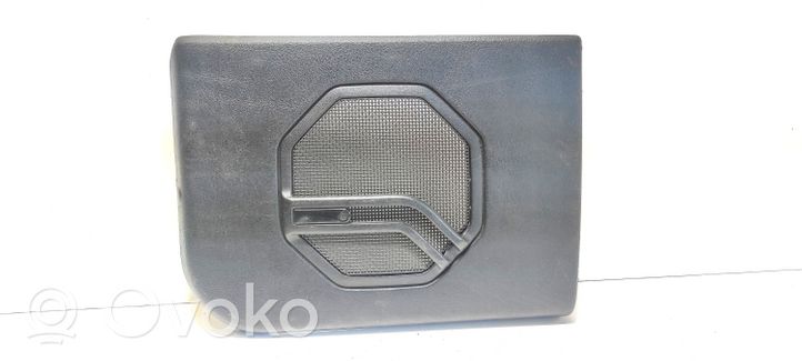 Volkswagen PASSAT B3 Moldura del altavoz de la puerta delantera 357867150