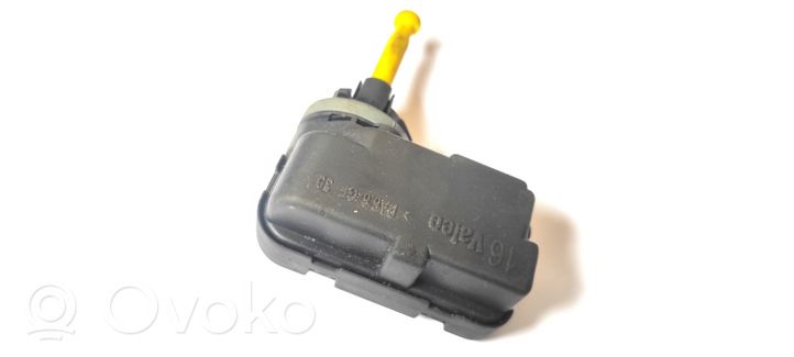 Opel Combo C Headlight level adjustment motor 24405672