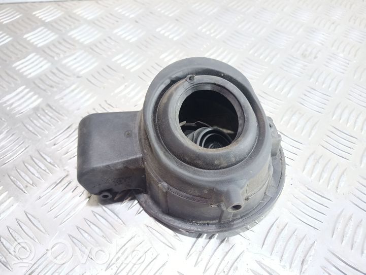 Skoda Octavia Mk1 (1U) Bouchon, volet de trappe de réservoir à carburant 1U6809857E