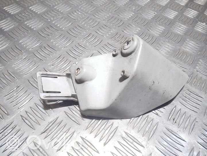 Ford Kuga I Staffa di rinforzo montaggio del paraurti posteriore 8V4117A881A