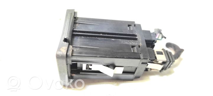 Opel Meriva B Câble adaptateur AUX 13339483