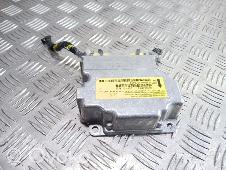 Mitsubishi Lancer VIII Module de contrôle airbag P8635A244