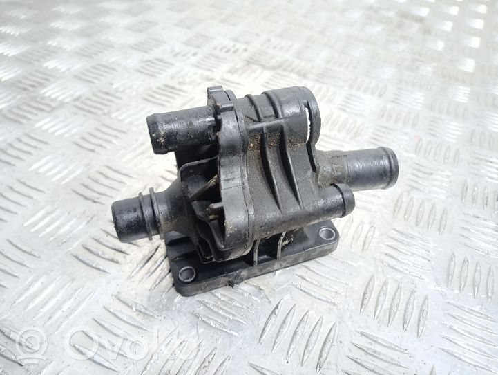 Citroen Xsara Picasso Termostatas/ termostato korpusas 9647767180