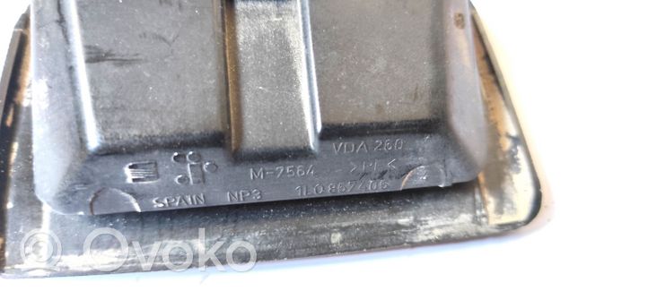 Seat Cordoba (6K) Popielniczka drzwi tylnych 1L0857405