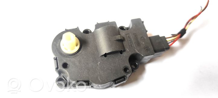 Mercedes-Benz C W204 Stellmotor Heizung Klima 9749005