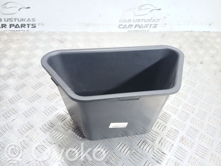 8263717 Land Rover Range Rover L322 Glove box in trunk, 10.00 € RRR
