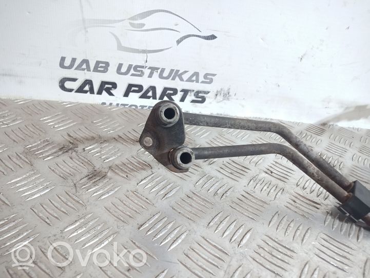 Land Rover Discovery 3 - LR3 Pārnesumkārbas eļļas dzesētāja caurulīte (-es) / šļūtene (-es) 