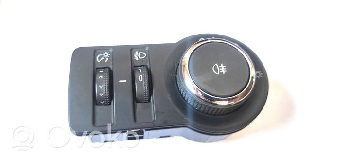 Opel Astra J Light switch 13268697