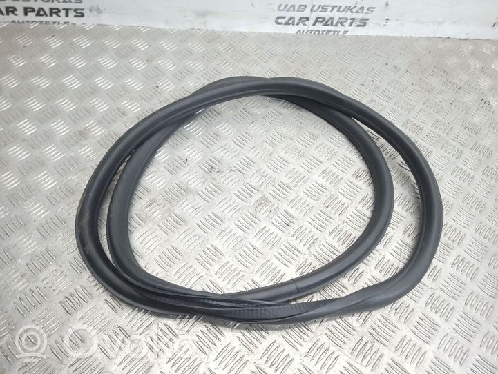 Opel Astra J Rear door rubber seal (on body) 13260045