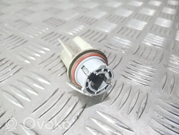 BMW 1 E82 E88 Osłona żarówki lampy przedniej 6940665