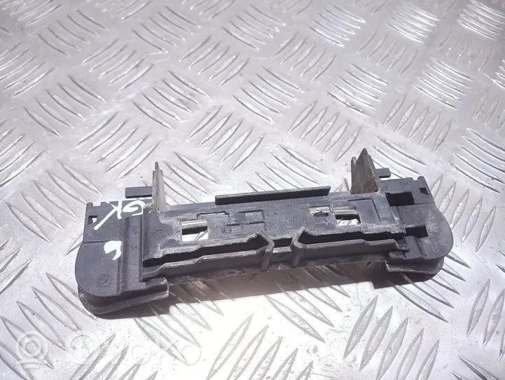 Audi A4 S4 B6 8E 8H Support extérieur, poignée de porte arrière 4B0839885