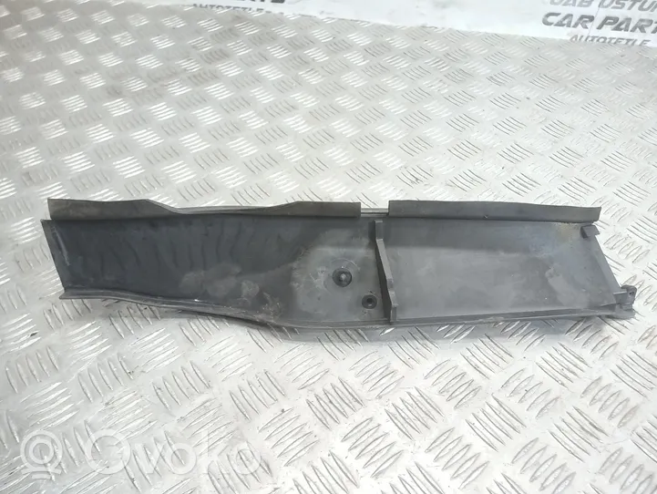 BMW 1 E82 E88 Altra parte del vano motore 6925973