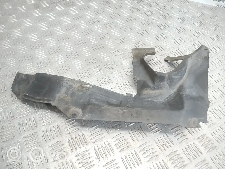 BMW 1 E82 E88 Couvre-soubassement avant 7131712