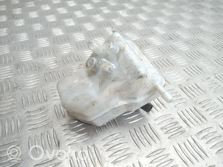 BMW 1 E82 E88 Brake fluid reservoir 