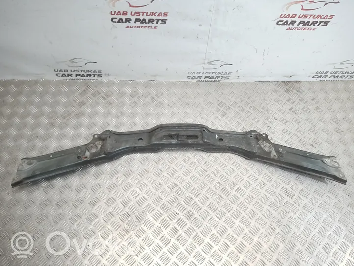 Audi A6 S6 C4 4A Staffa del pannello di supporto del radiatore parte superiore 