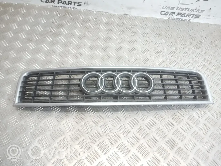 Audi A4 S4 B6 8E 8H Grille calandre supérieure de pare-chocs avant 