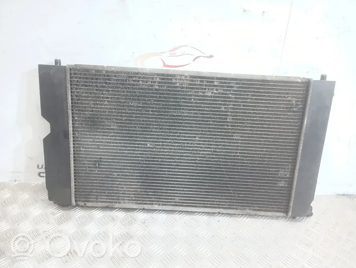 Toyota Corolla Verso E121 Dzesēšanas šķidruma radiators 