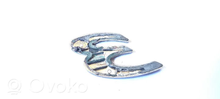 Mazda 3 I Logo, emblème de fabricant 