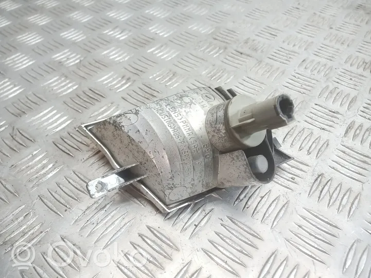 Nissan Micra Indicatore di direzione anteriore 89027935